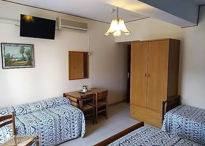Hotel Eliseo 2*