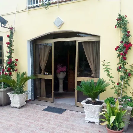 Eliseo Hotel Giardini Naxos