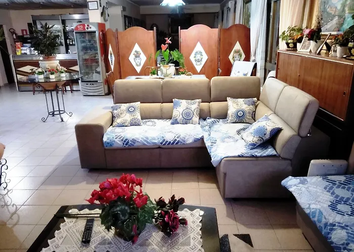 Eliseo Hotel 2*