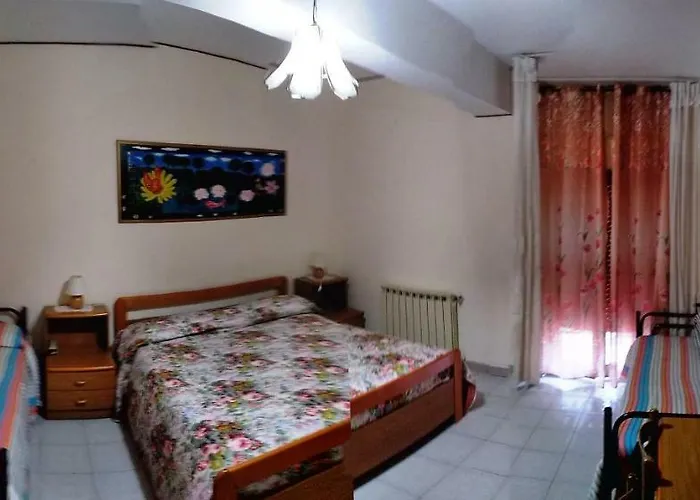 Eliseo Hotell 2*